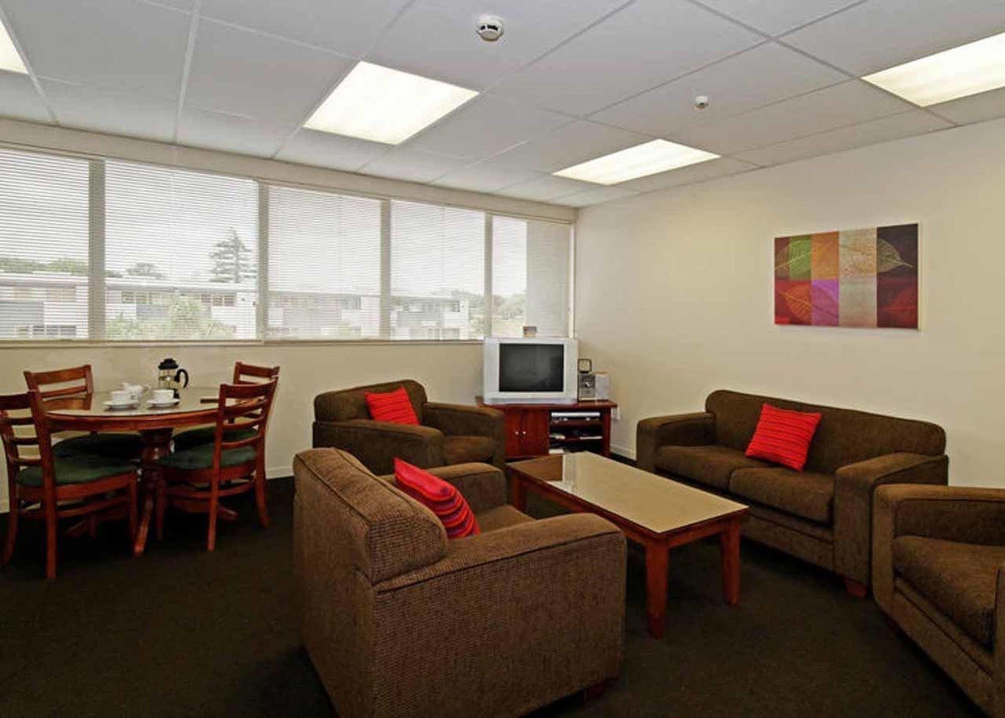 Kudos Business Suites & Airport Motel Auckland Eksteriør bilde